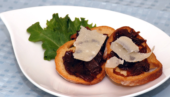 Crostini with Onion Confit and Petit Basque Cheese