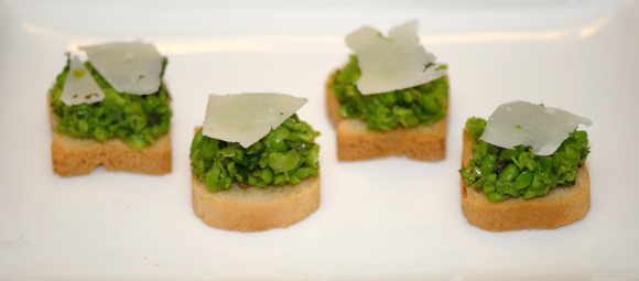 Summer Pea Crostini